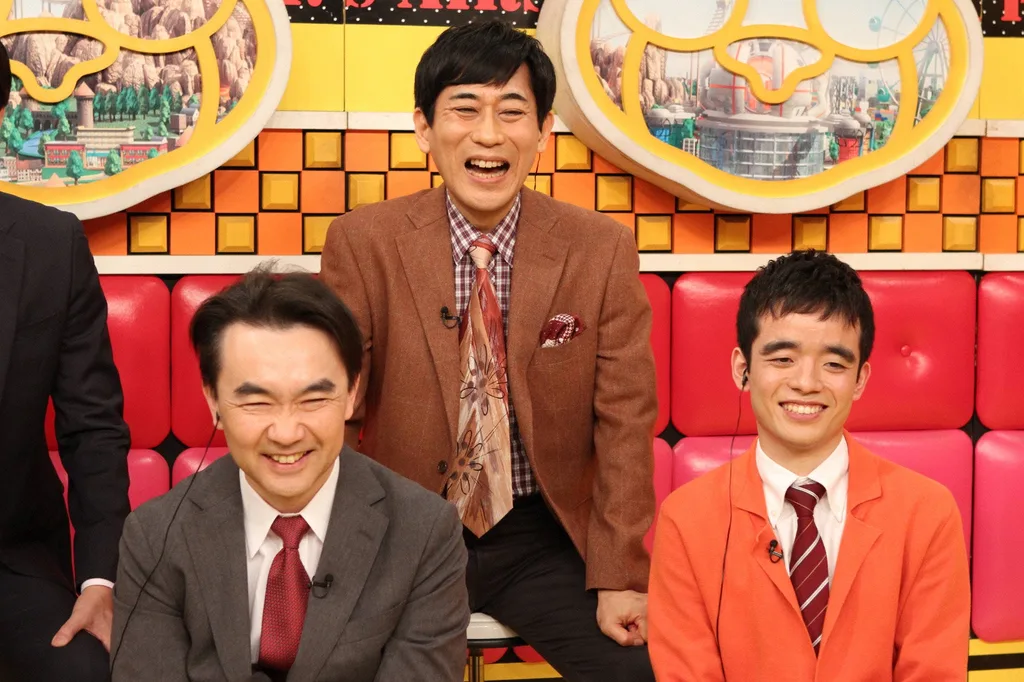 「東大男子チーム」（左から）石川和男、吉田たかよし、森田舜