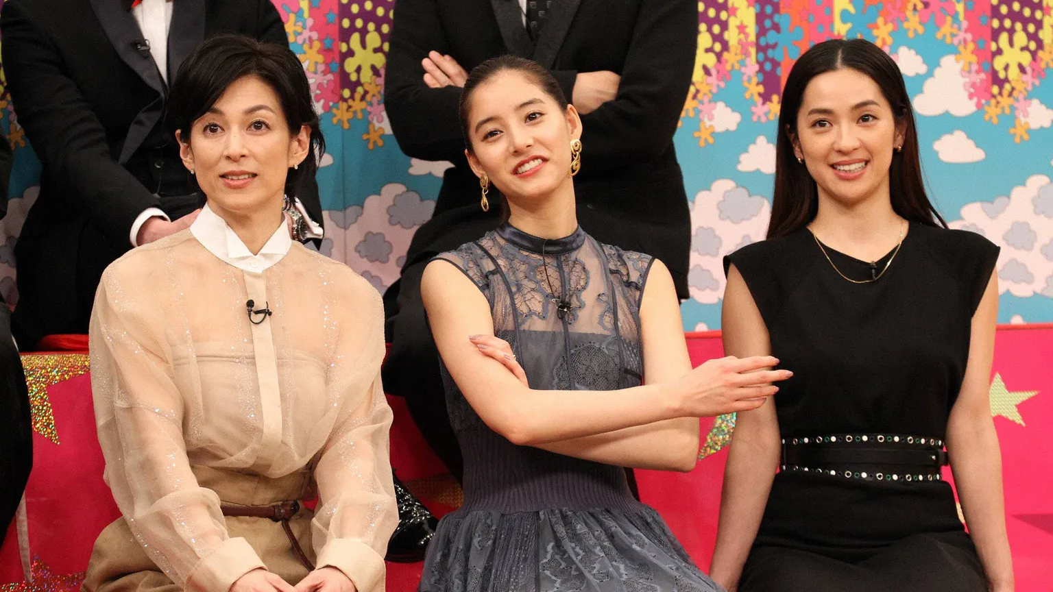 『VS嵐』に出演する（左から）鈴木保奈美、新木優子、中村アン