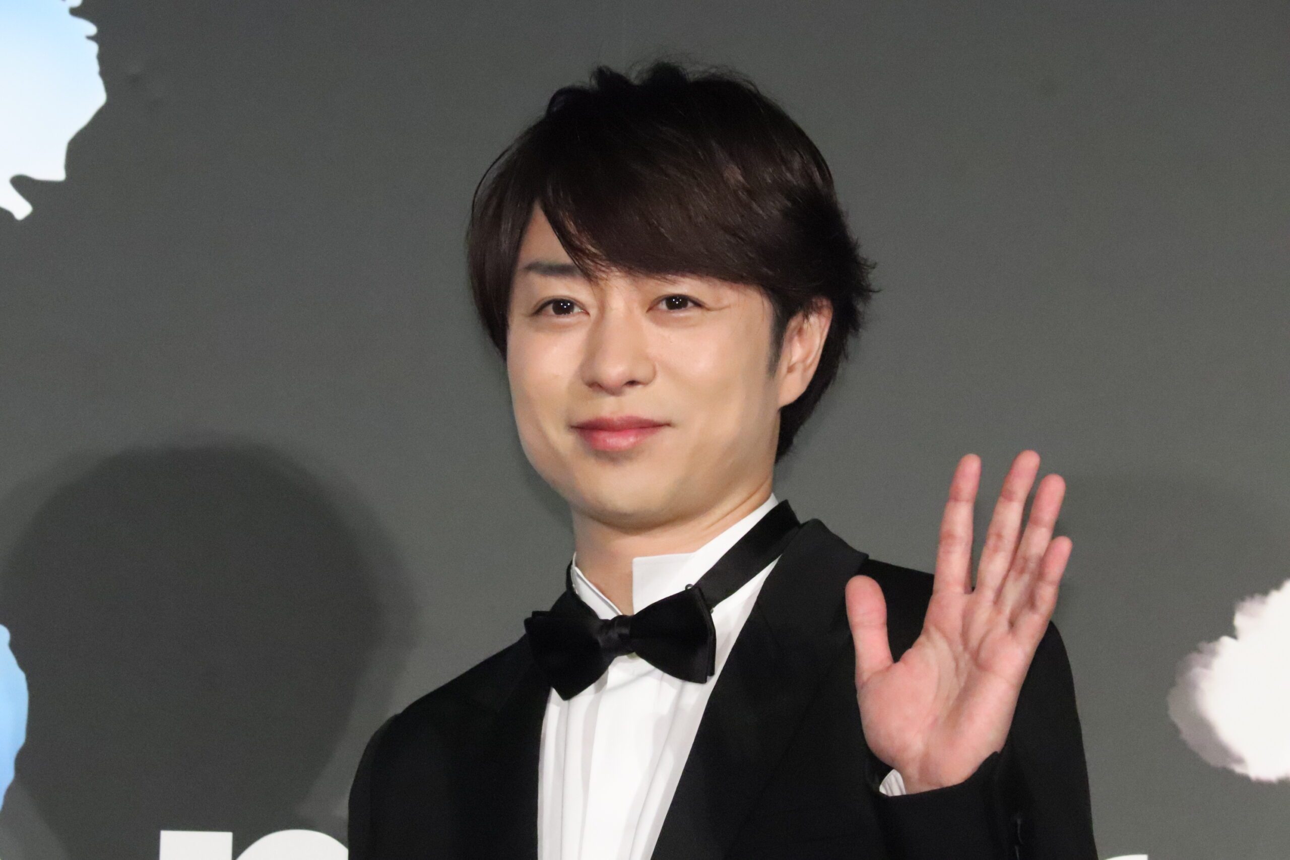 櫻井翔、嵐“ライブフィルム”の公開日報告「デビュー日と大野智の誕生日