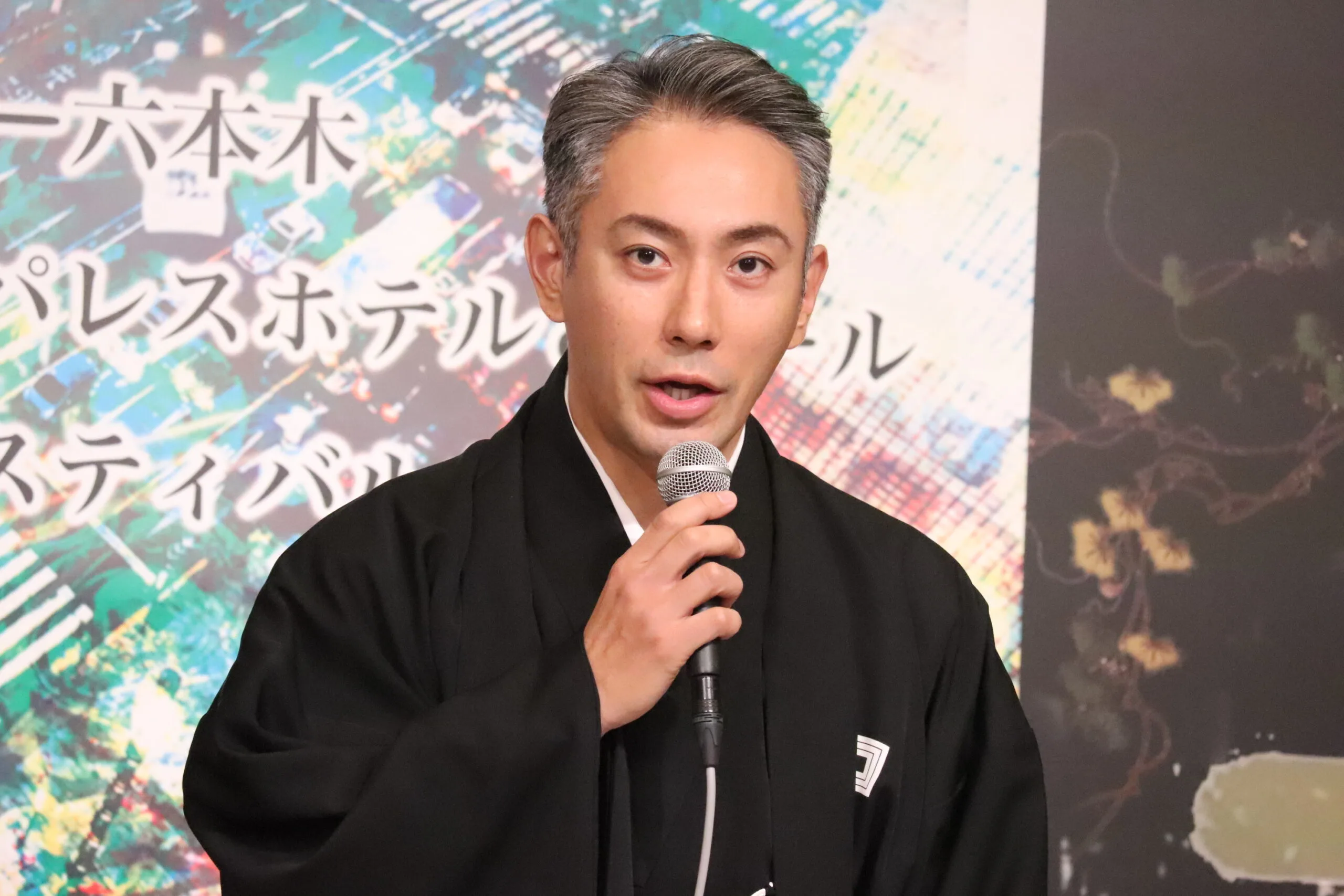 「六本木歌舞伎2022」の製作発表会見に登壇した市川海老蔵