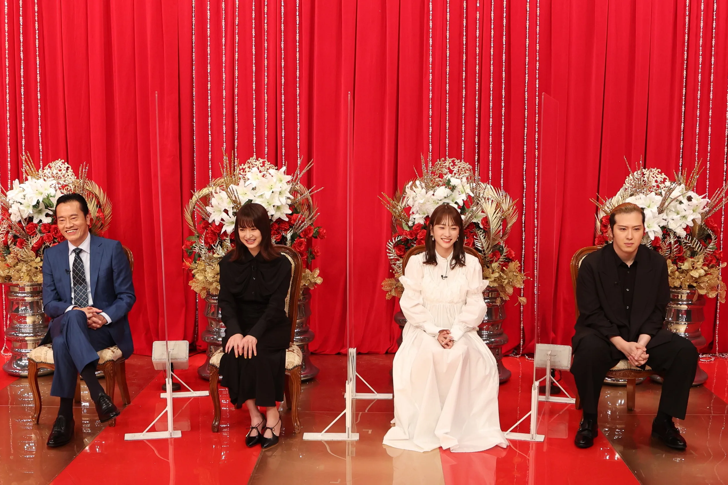 『FNSドラマ対抗お宝映像アワード』の（左から）遠藤憲一、門脇麦、川栄李奈、尾上松也