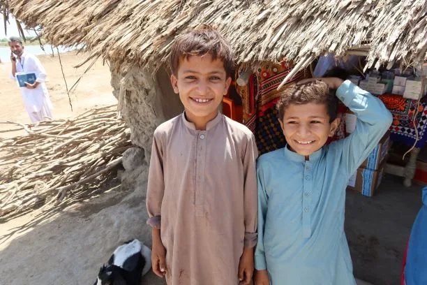 パキスタンの笑顔がかわいい子供たち