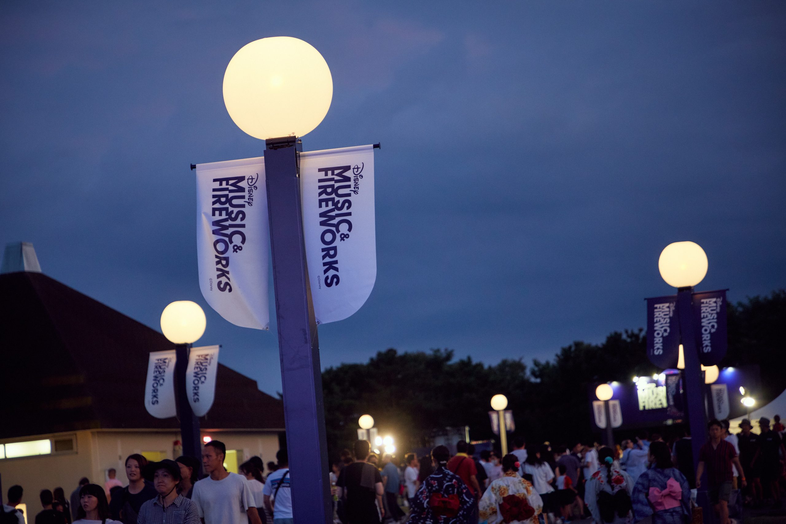茨城県の国営ひたち海浜公園で開催された音楽と花火のエンターテイメント「Disney Music & Fireworks」