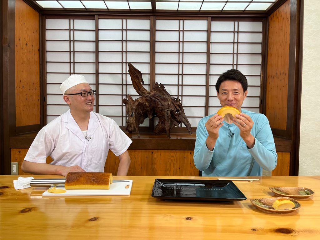 左から）「御食事処つくし」の髙橋克昌さん、松岡修造さん