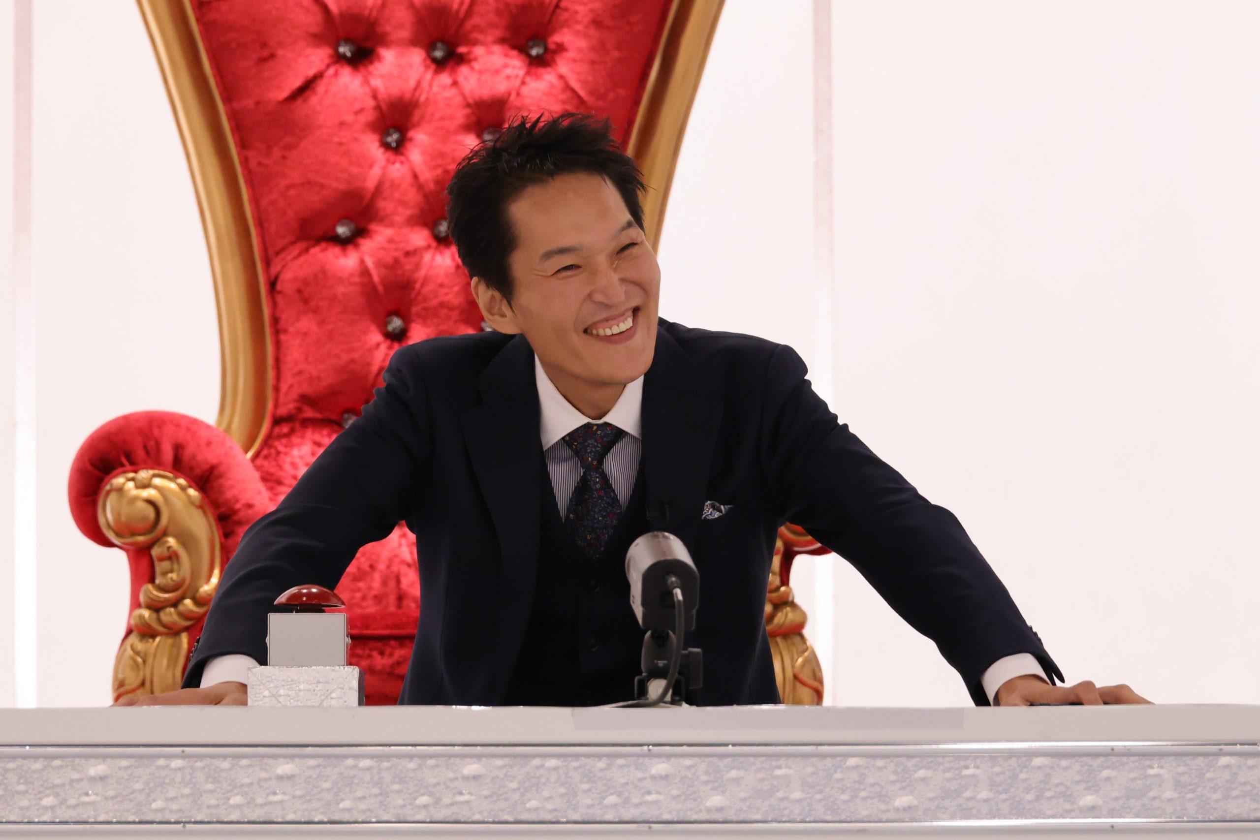 『笑いの総合格闘技！千原ジュニアの座王 チャンピオン大会』のシーン