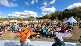 『西村キャンプ場大感謝祭』 番組初のリアルキャンプイベントに約1,000人の“にしむら〜”集う
